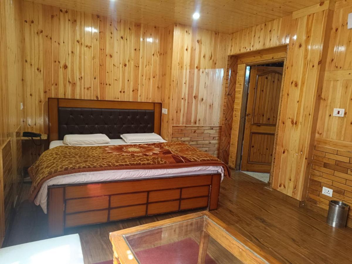 Krishna Vaas Hotel Shimla Buitenkant foto